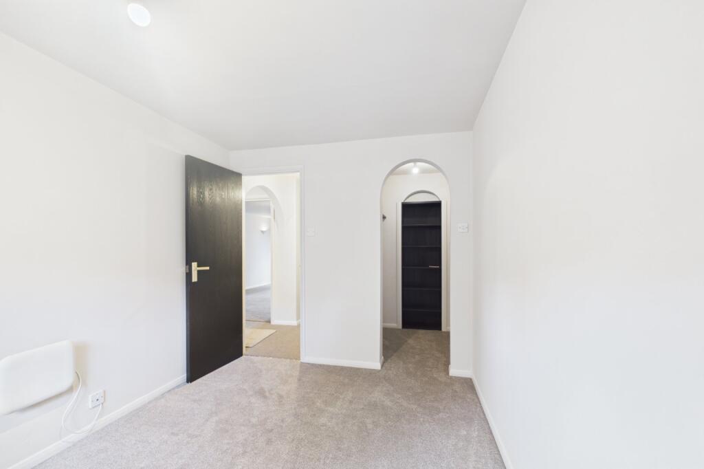 Apartment in Dartford - View 4