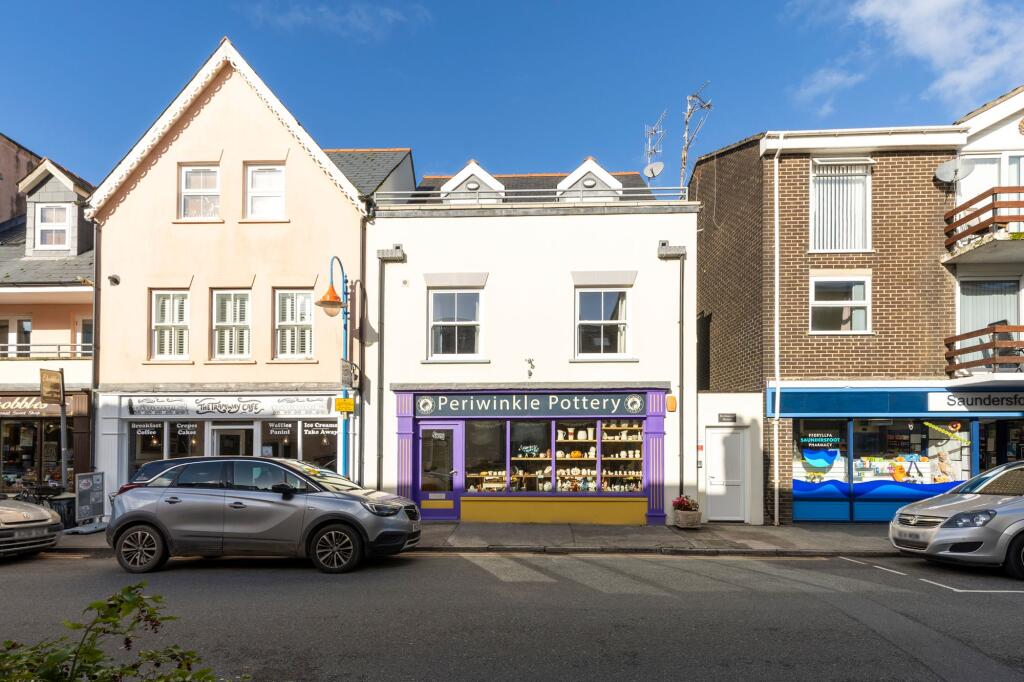 4-bed house on Richmond House, The Strand, SA69, £825,000