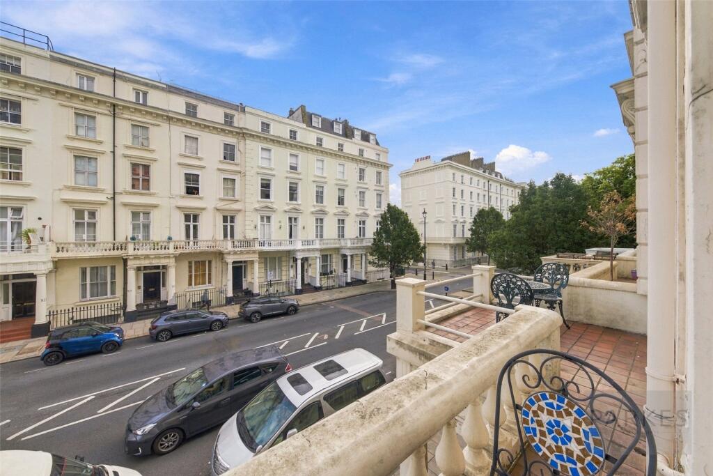 Apartment in London - More