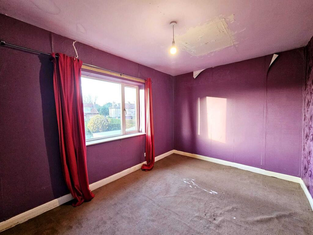 House in York, Cayton - More
