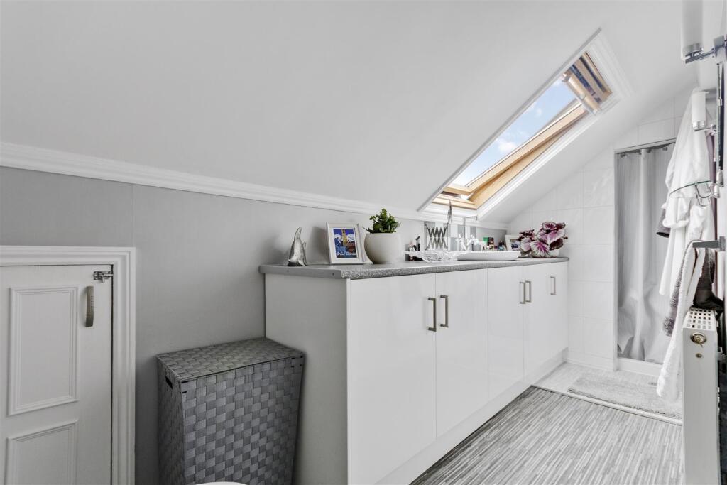 Additional image 16 of Wrose Road, Bradford