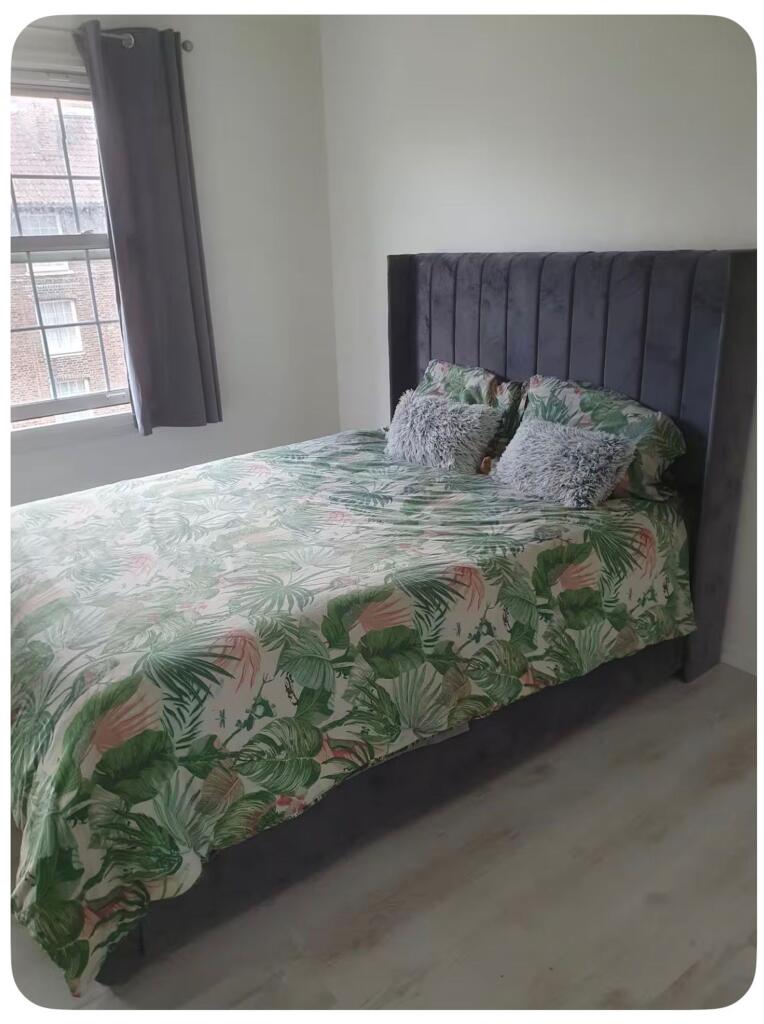 Main image of property: Room 1, Gosling Way, Chardin House Gosling Way, SW9