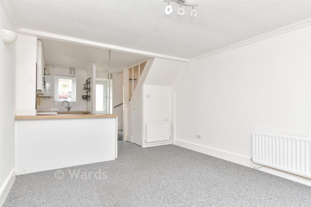 House in Chatham, Wayfield - View 5