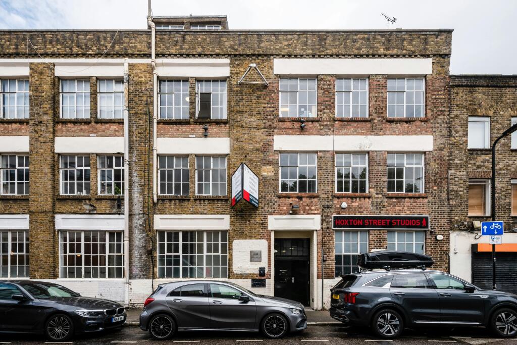 Hoxton St Studios 207 New 9.jpg