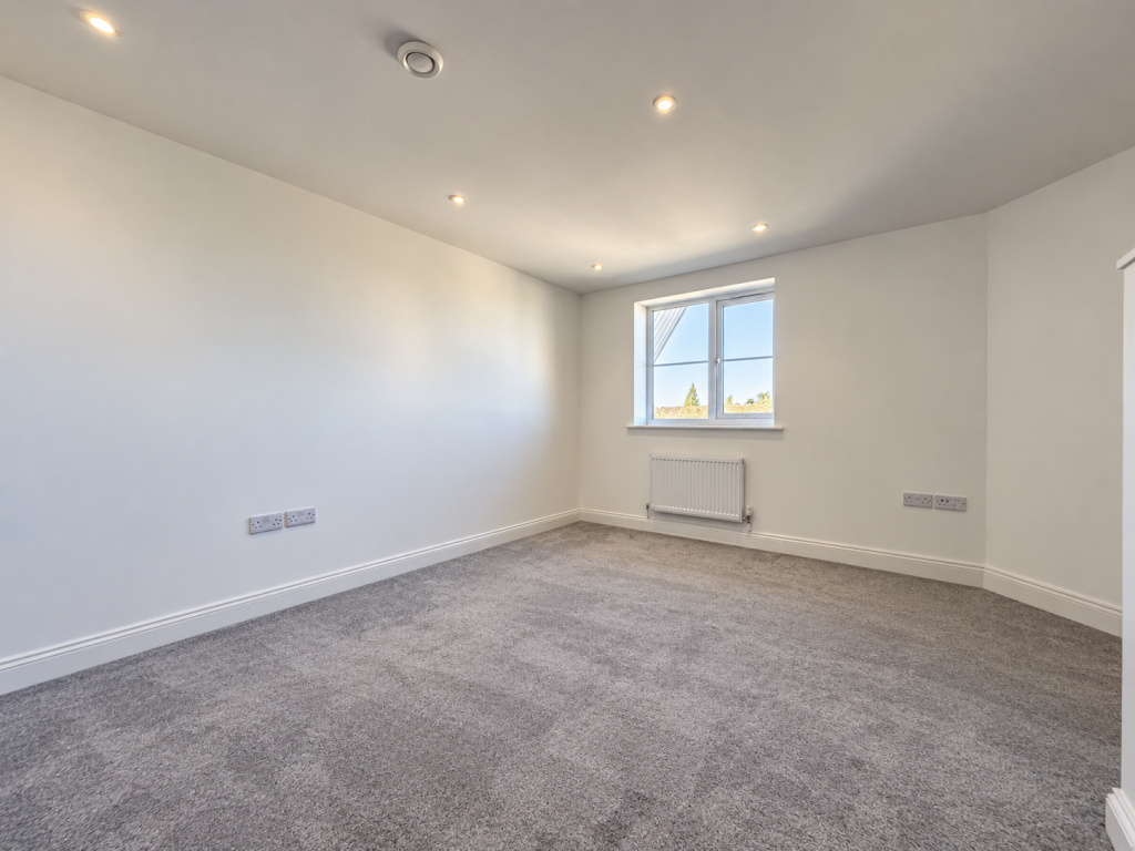 Apartment in Southampton - View 3