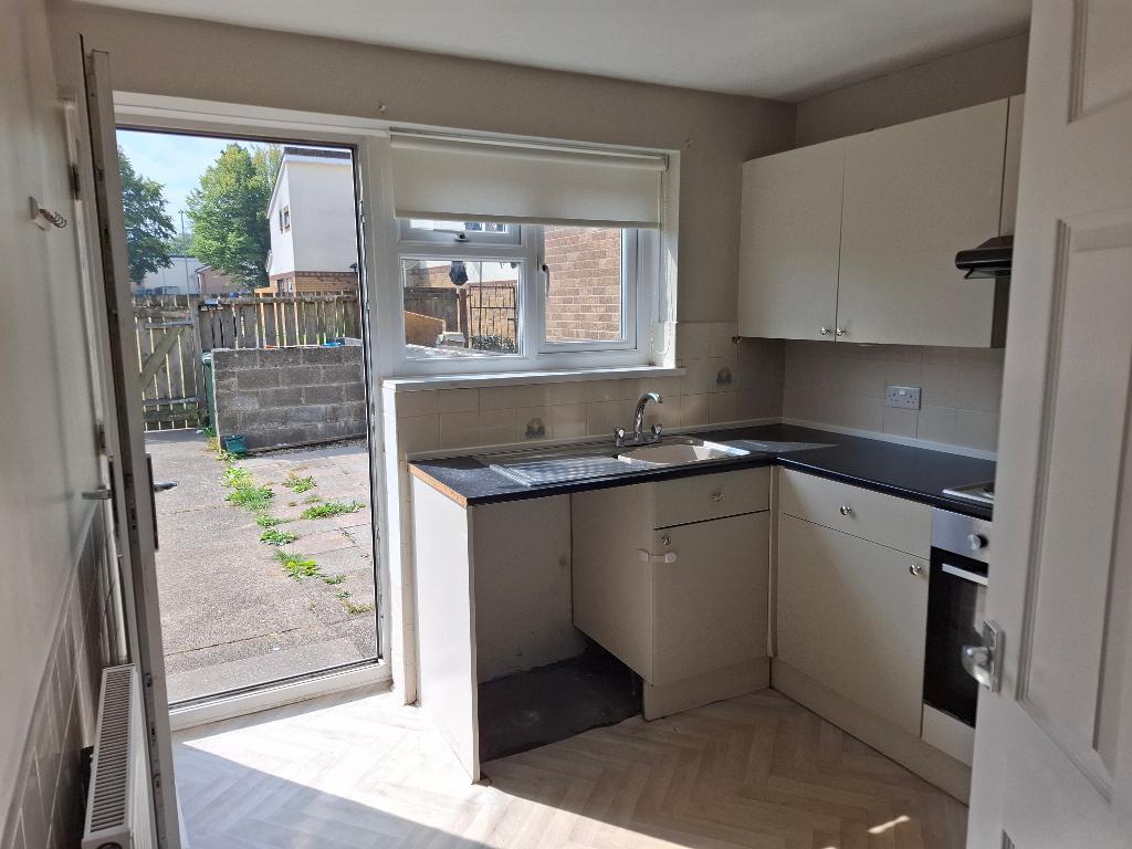 Ynys Las, Nelson, Treharris, CF46 6LE photo 2