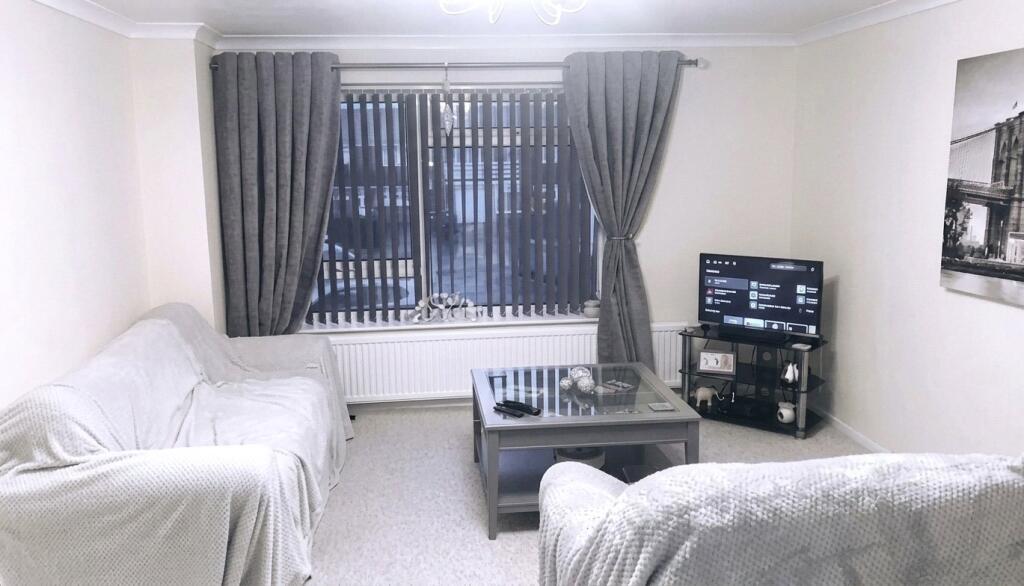 Main image of property: Barton Court, 19 Southwood Road, Hayling Island, PO11