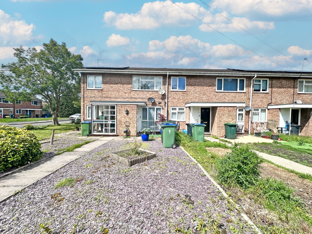 Main image of property: Oakthorpe Gardens, TIVIDALE, OLDBURY, B69 2LE