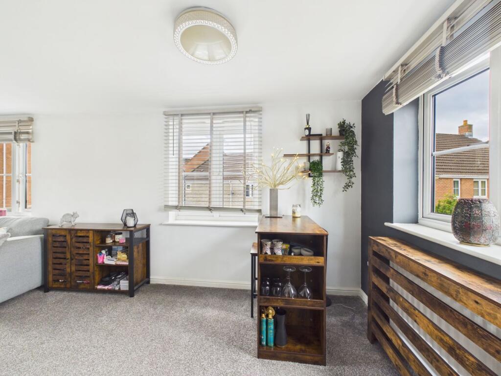 Apartment in Weston-super-Mare, Mead Vale, Weston Village - View 5