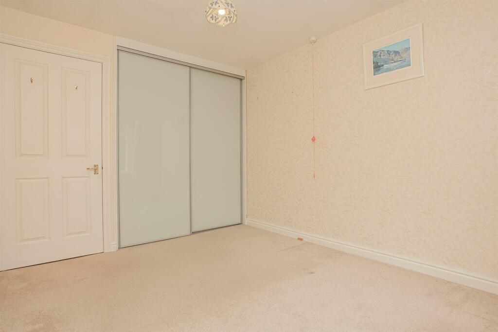 Guardian Court, Duke Street, Banbury photo 3
