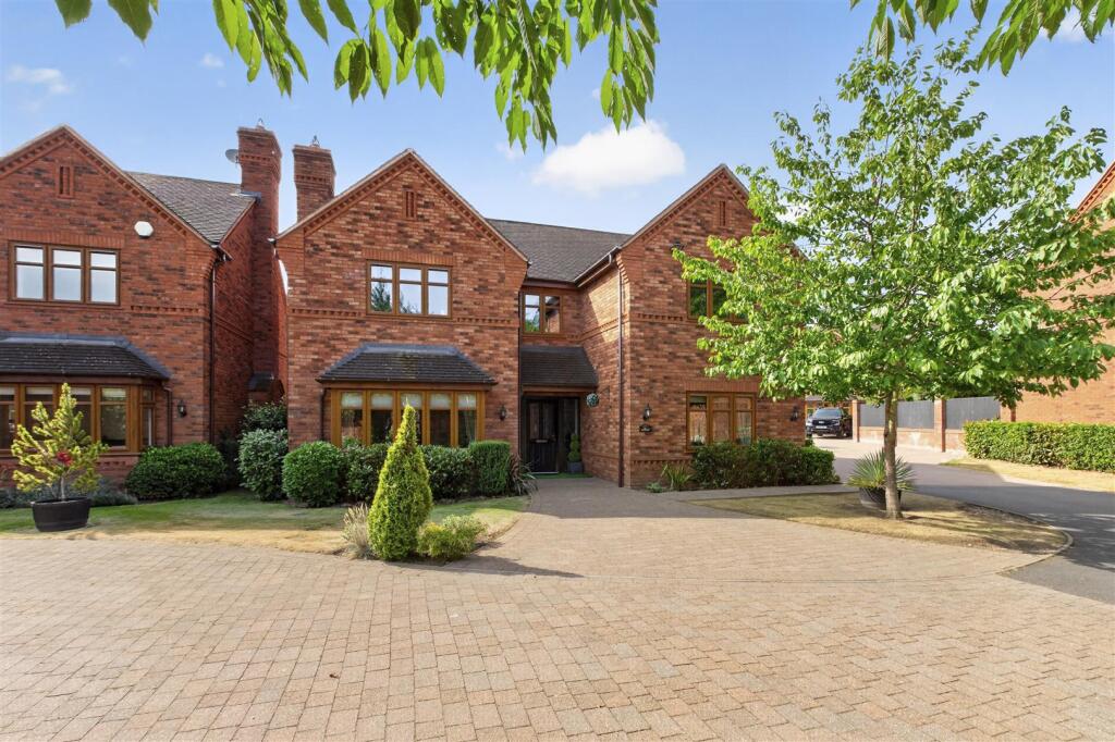 Main image of property: Shortbutts Close, Lichfield