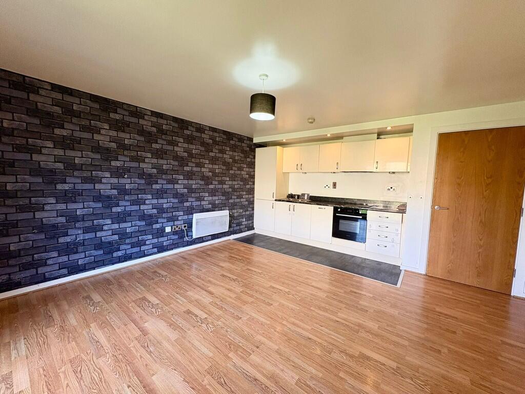 Additional image 3 of Peregrine Way, Bradford