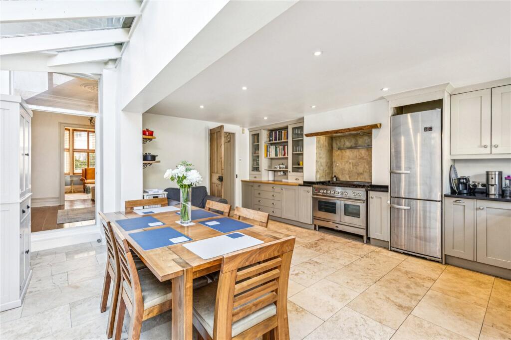 Mallinson Road, SW11 photo 3
