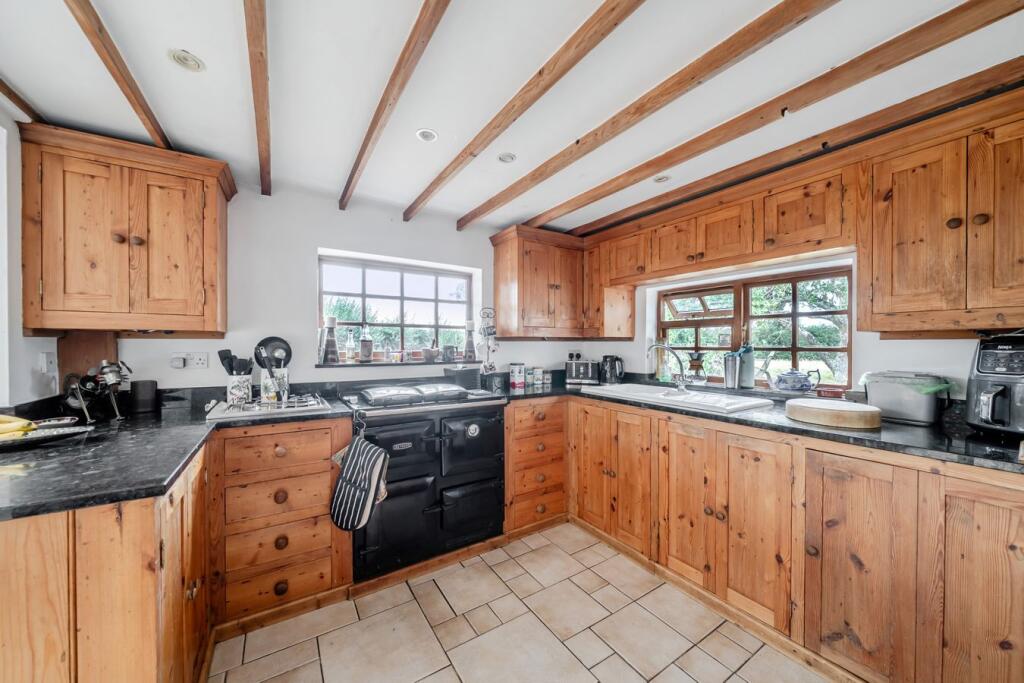 House in New Forest, Bransgore - View 5