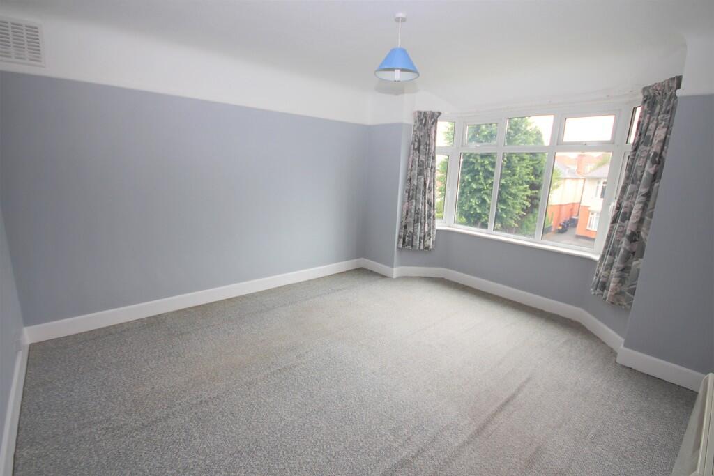 Charminster Avenue, Bournemouth photo 3