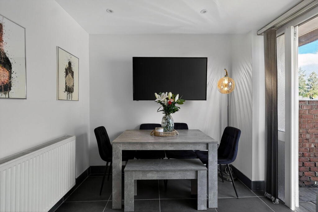 House in Birmingham, West Midlands - View 4