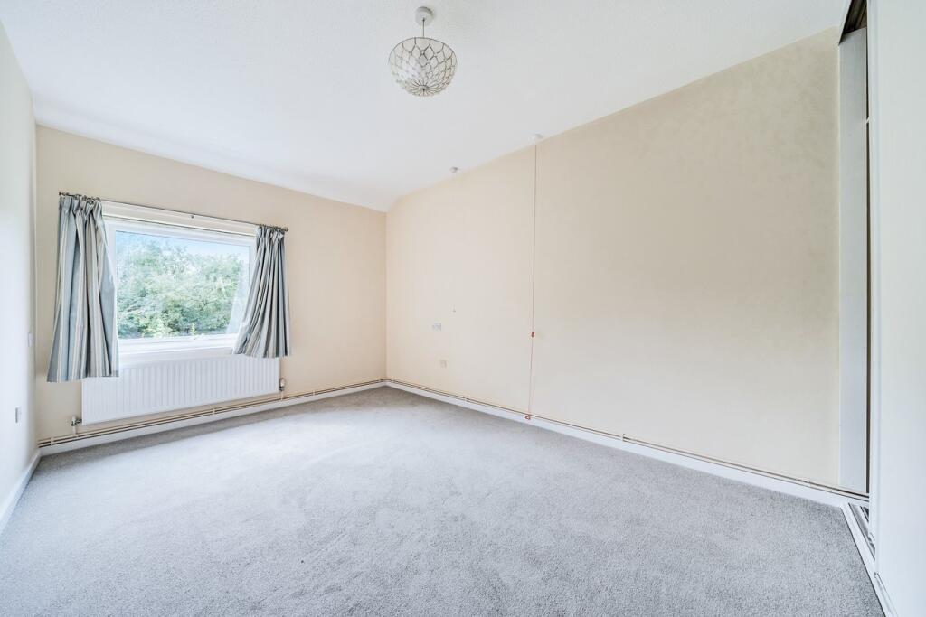 1-bed house on Portland Drive, Willen, Milton Keynes, MK15, £120,000
