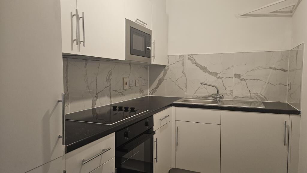 Apartment in London, South Bermondsey, Bermondsey - View 3