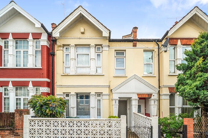 Main image of property: Russell Road, Hendon, London NW9 6AB