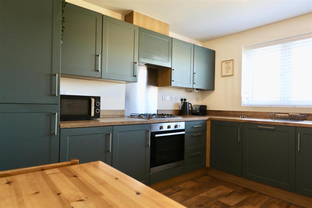 House in Hull - More