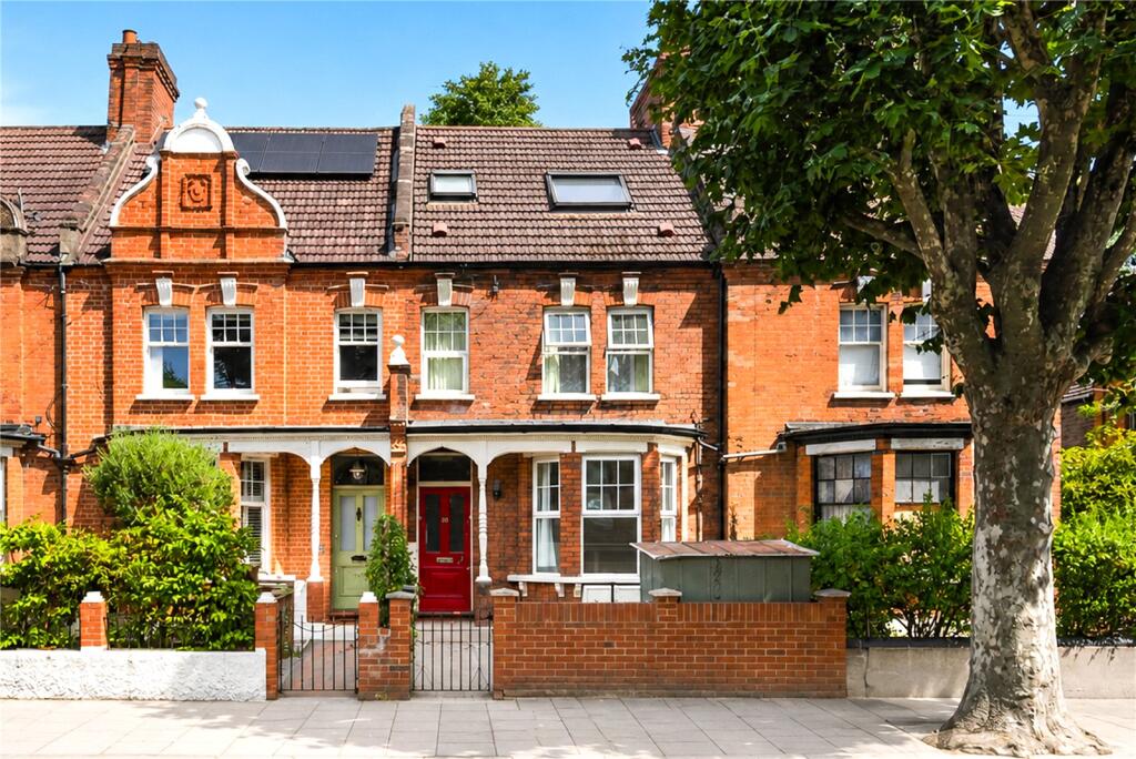 Main image of property: Pretoria Avenue, Walthamstow, London, E17