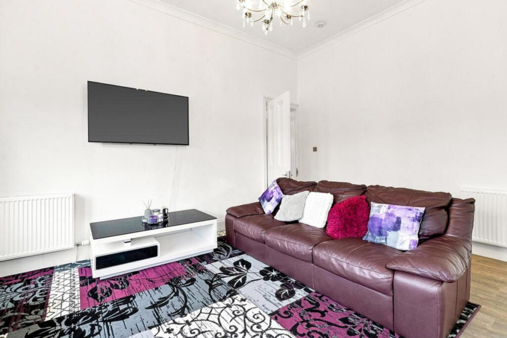 Apartment in Glasgow - View 5