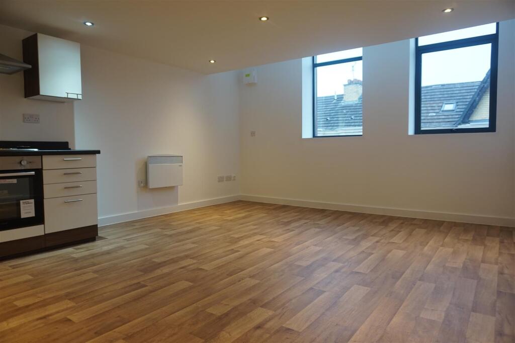 Main image of property: Jubilee House, 40A Jubilee Drive, Liverpool