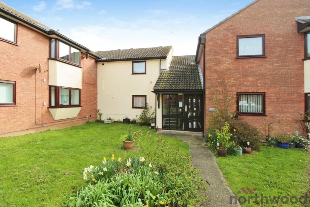 Main image of property: Olivers Close, Clacton-On-Sea, CO15