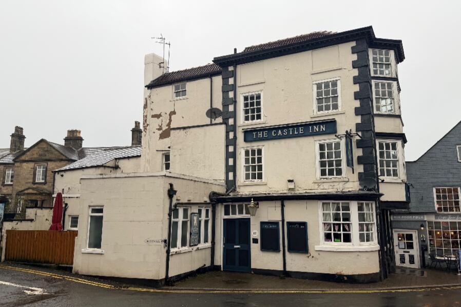 Main image of property: Castle Inn 23 Castlegate, Knaresborough, HG5 8AR