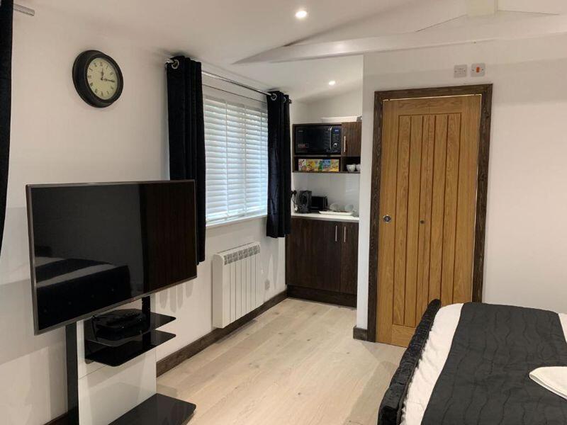 Apartment in Oxford - View 3