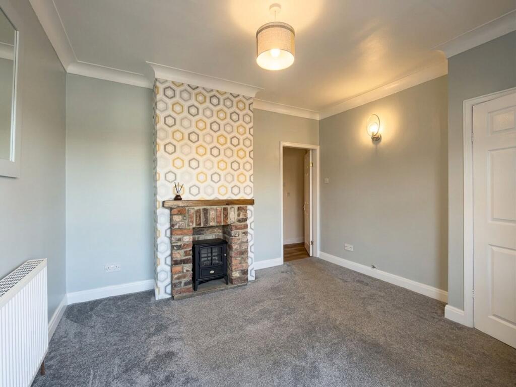 Green Lane West, Sowerby, YO7 photo 3