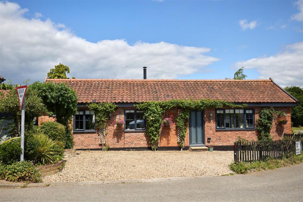 4-bed detached on New Street, Fressingfield IP21 5PG, £455,000