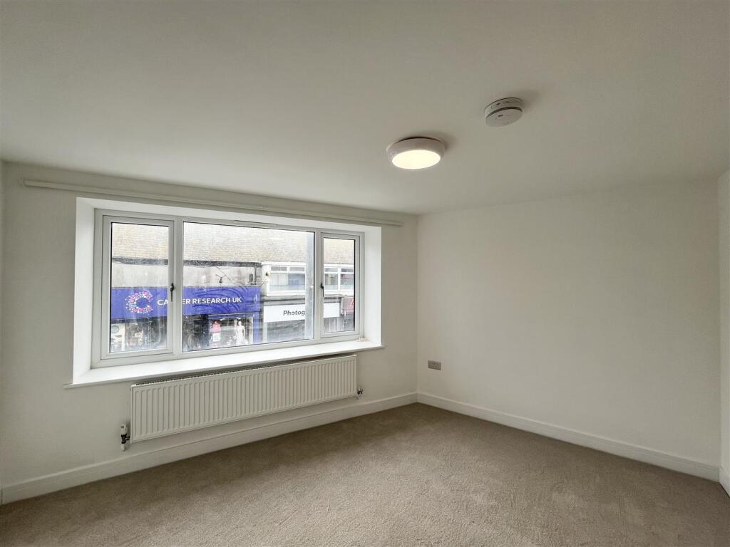 Apartment in Newquay, Trenance - View 5