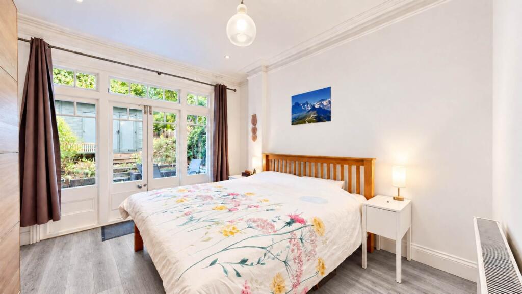 Apartment in London - View 4