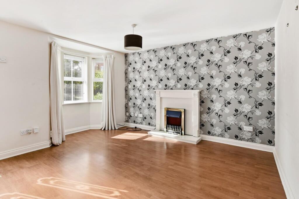 House in Stratford-on-Avon, Stratford-upon-Avon - More