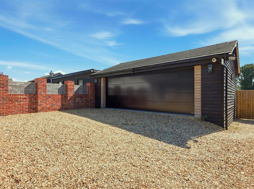 House in Bournemouth - More
