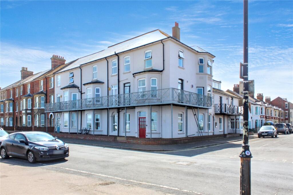 1-bed apartment on North Parade, Southwold, Suffolk, IP18, £395,000