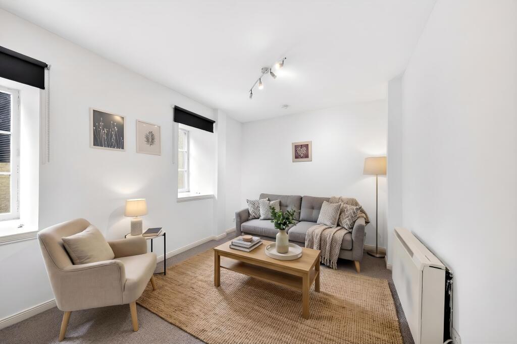 Apartment in Edinburgh, Leith - View 3
