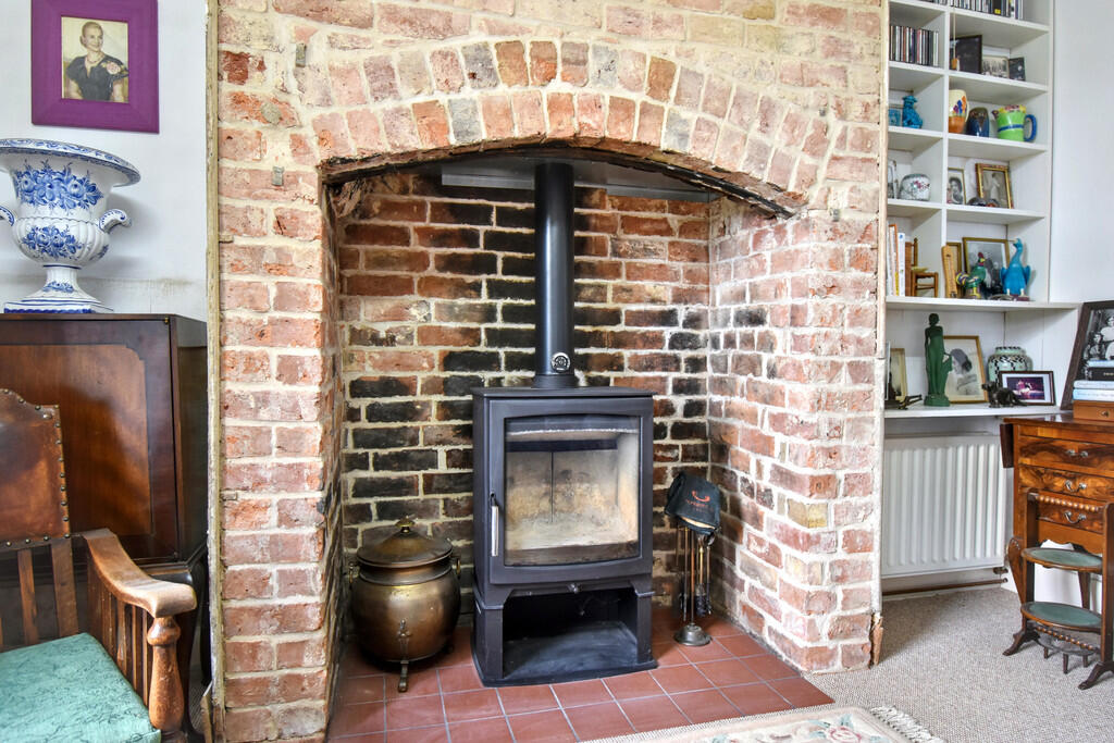 House in East Lindsey, East Keal - More