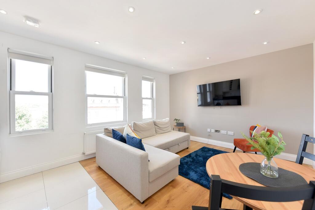 Main image of property: Fulham Broadway, Hammersmith and Fulham, London, SW6