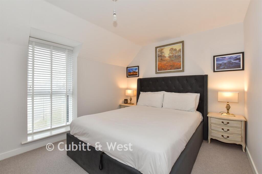 Apartment in Mid Sussex, Slaugham - More
