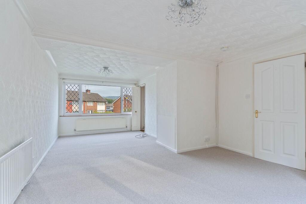 House in Newport - View 3