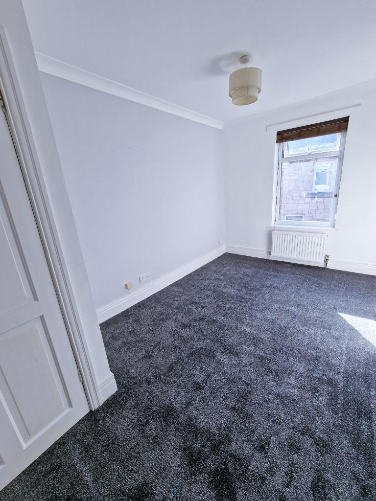 House in Durham - View 5