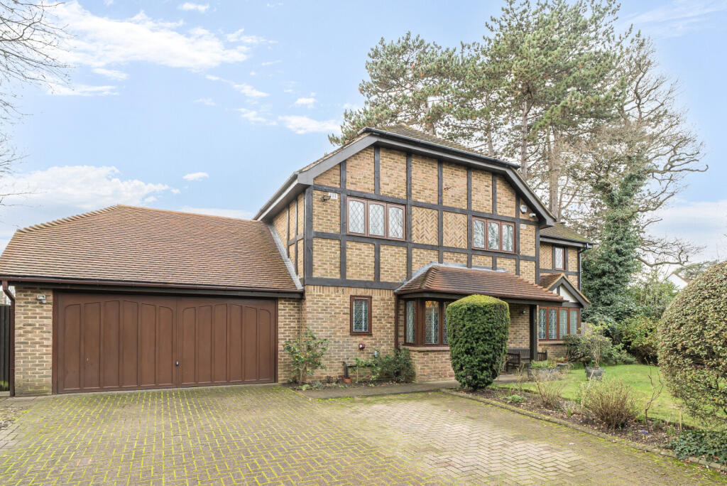 Main image of property: Dartnell Court, West Byfleet, KT14