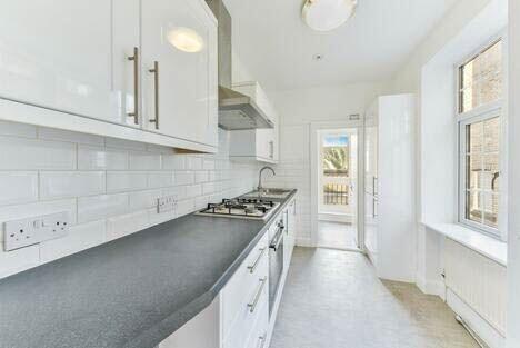 Apartment in London - View 4