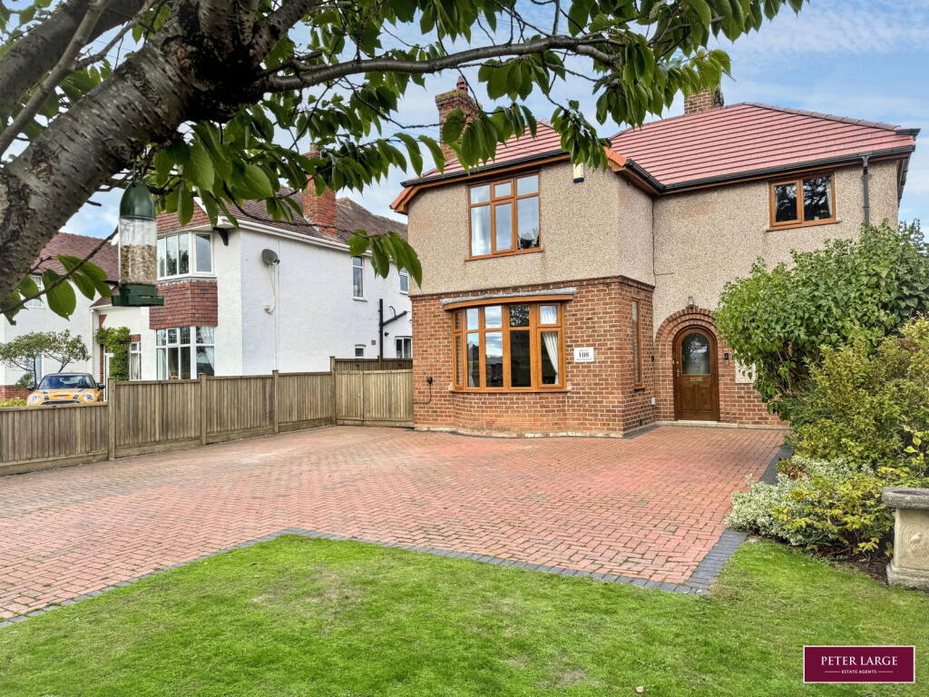 4-bed detached on 108 Rhuddlan Road, Rhyl, Denbighshire LL18 2RD, £415,000