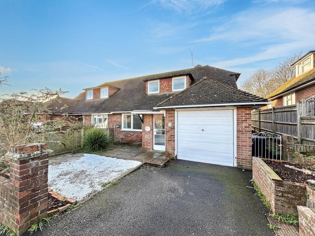 Old Farm Road, Bexhill-on-Sea, TN39 photo 2