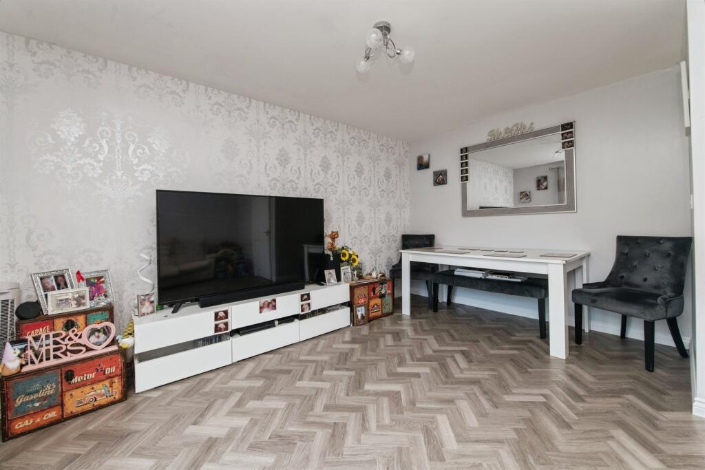 House in Exeter, Cranbrook - View 4