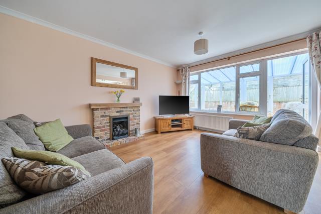 House in Newbury, West Berkshire - View 2