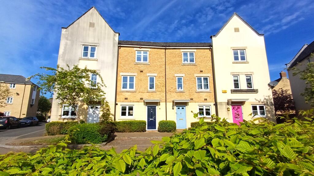 Main image of property: Parkers Circus, Chipping Norton, OX7